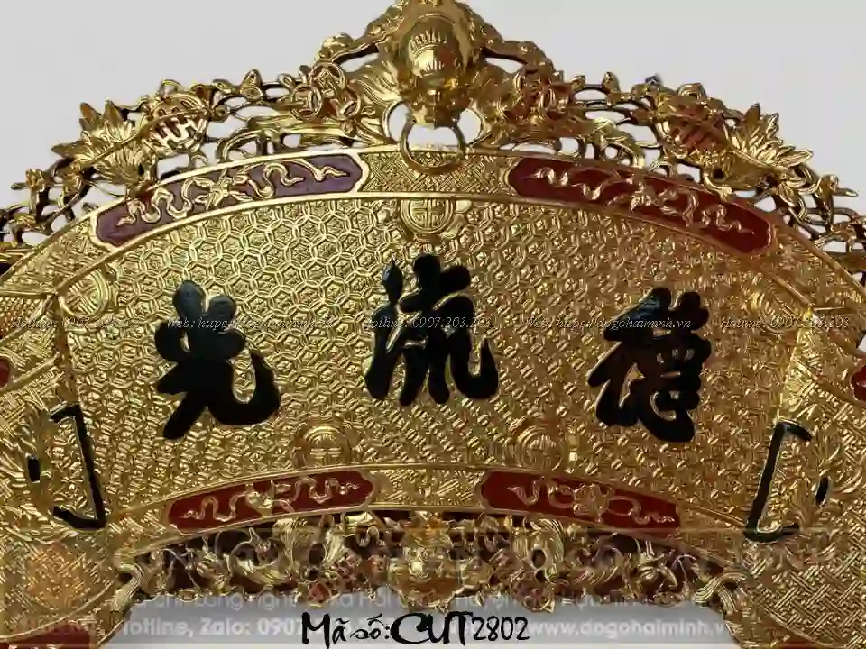 cuốn thư ngũ phúc đức lưu quang thếp vàng