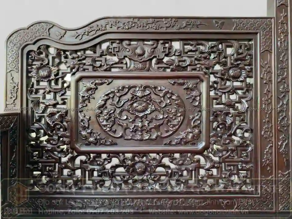 mẫu trường kỷ huế đục triện dắt