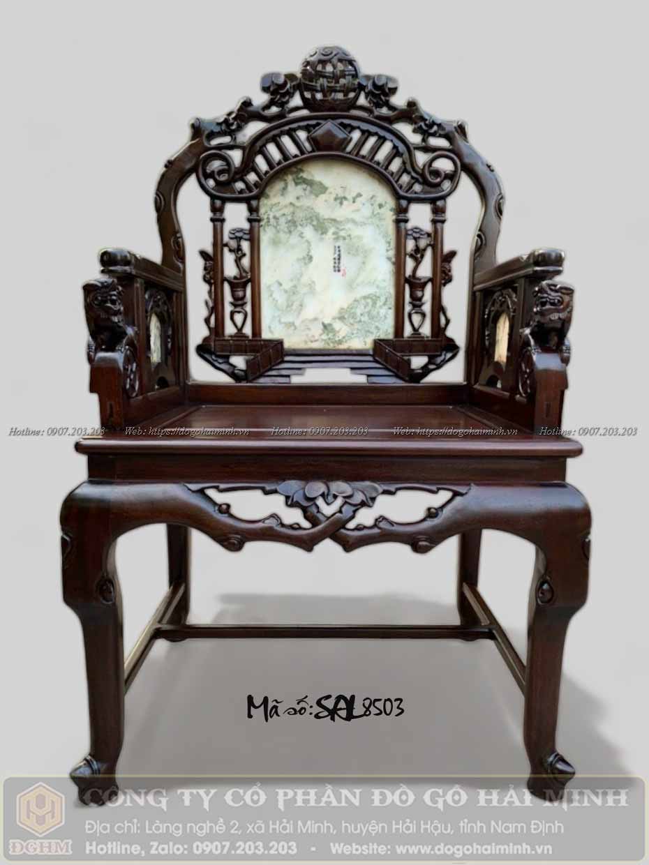 ghế vách gụ đục cổng thành