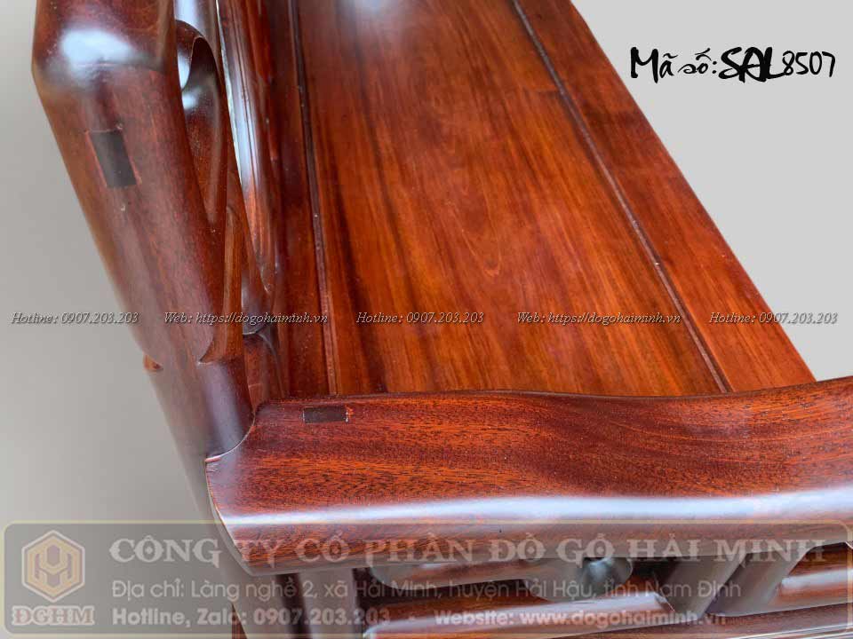 Mẫu ghế móc mỏ mộng thủng gỗ gụ