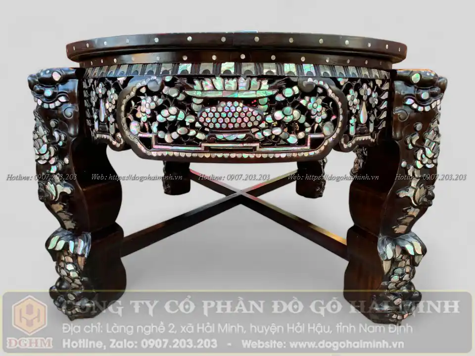 chân bàn ovan trong bộ trường kỷ ngũ sơn đại khảm ốc tứ diện