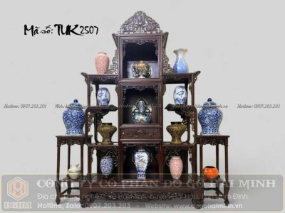 tủ bày đồ dơi ngậm kim tiền