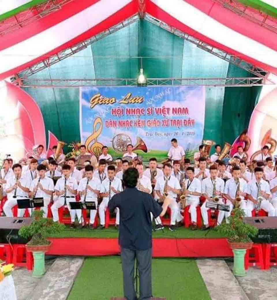 Hội kèn giáo xứ Trại Đáy giao lưu hội nhạc sĩ việt Nam năm 2019