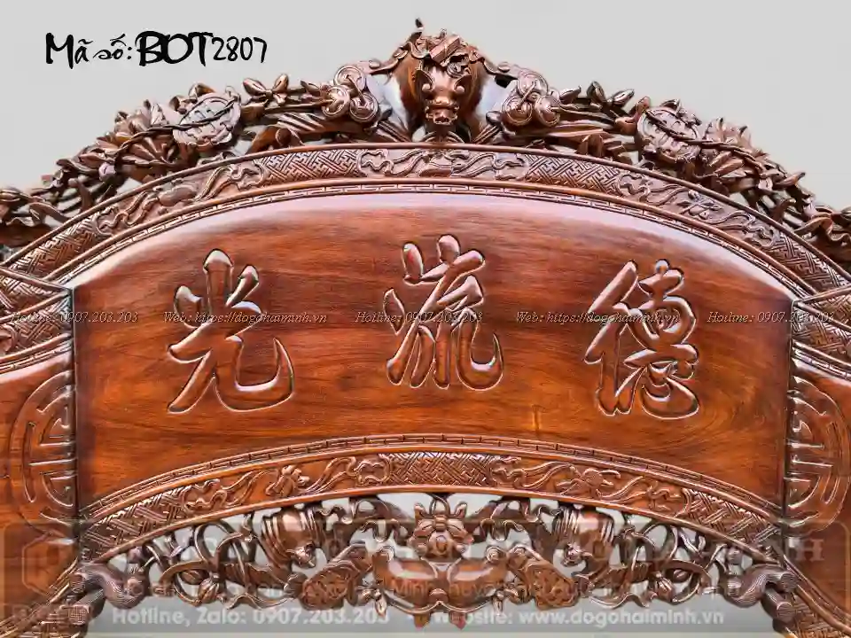 cuốn thư gỗ gụ ta đục đức lưu quang