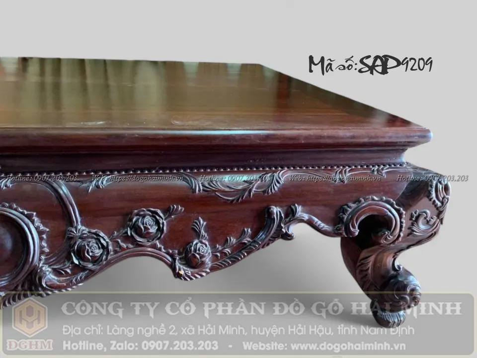 sập chân quỳ louis pháp