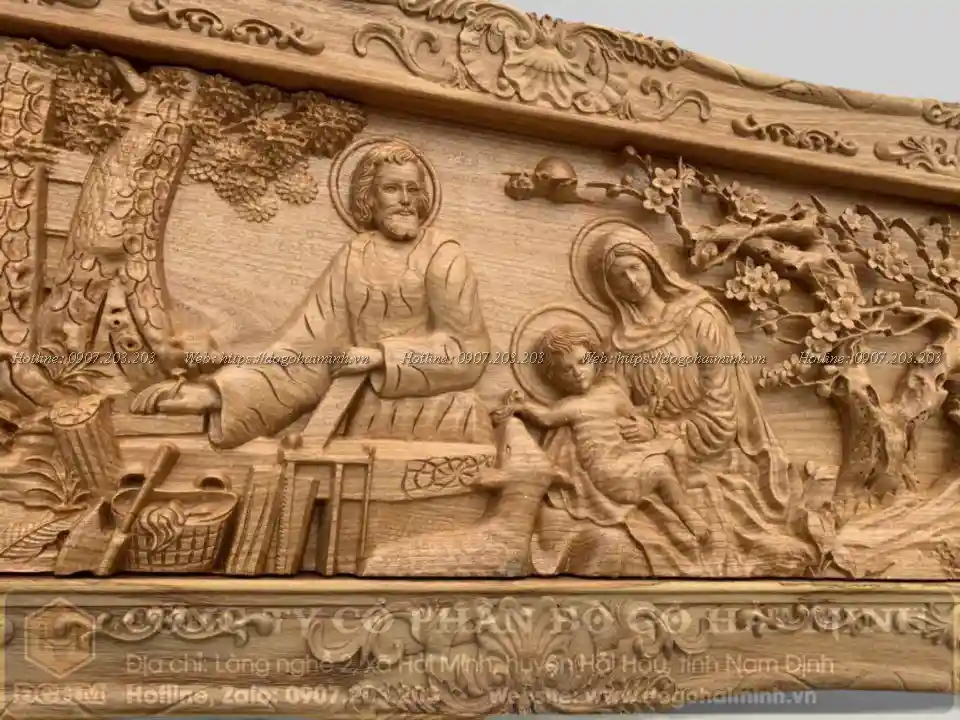 tranh gia đình thánh gia gỗ gõ đỏ