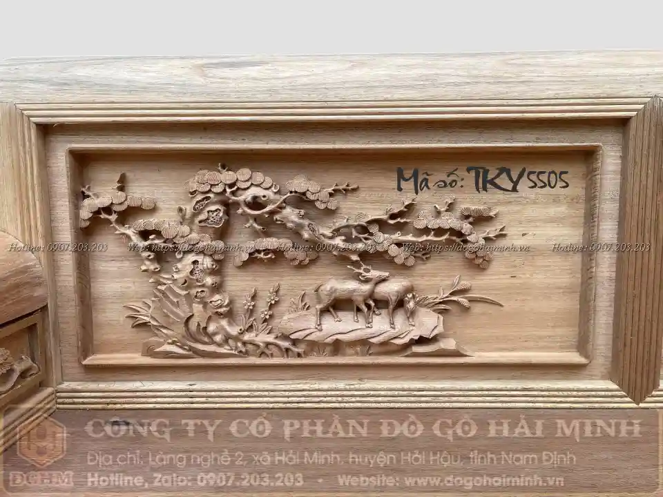 trường kỷ tứ quý lô đục tùng lộc